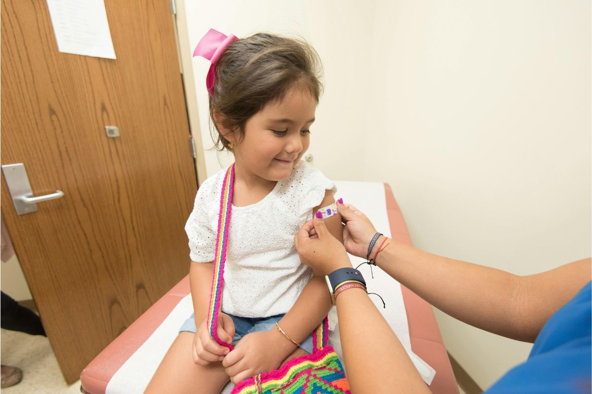 Segundo IBGE, crianças são maioria entre não vacinados contra covid-19