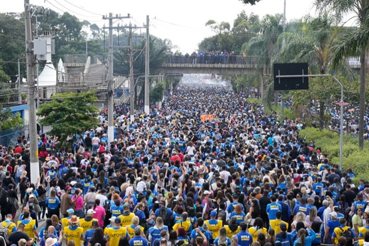 Evento ocorreu no Campo de Marte, em São Paulo e contou com a presença de diversos políticos