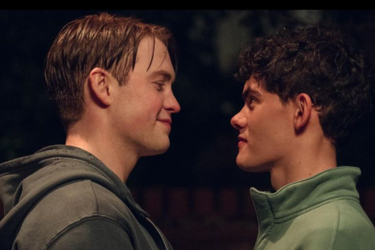 Charlie e Nick dançam em clipe da 3ª temporada de Heartstopper