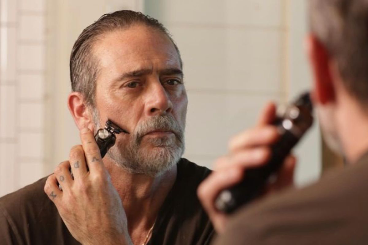 Entenda: Jeffrey Dean Morgan comeu 20 baratas no set de TWD