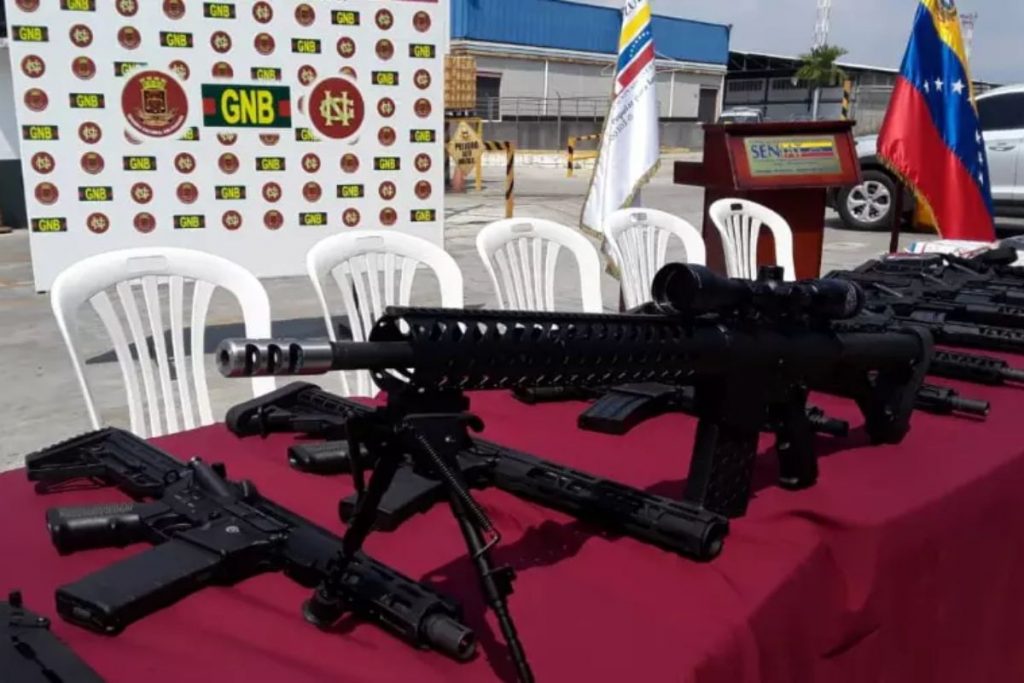 rifles americanos apreendidos na Venezuela