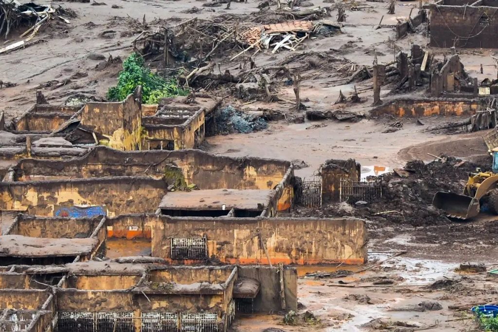 STF analisa acordo de reparação de danos causados por rompimento de barragem em Mariana (MG)