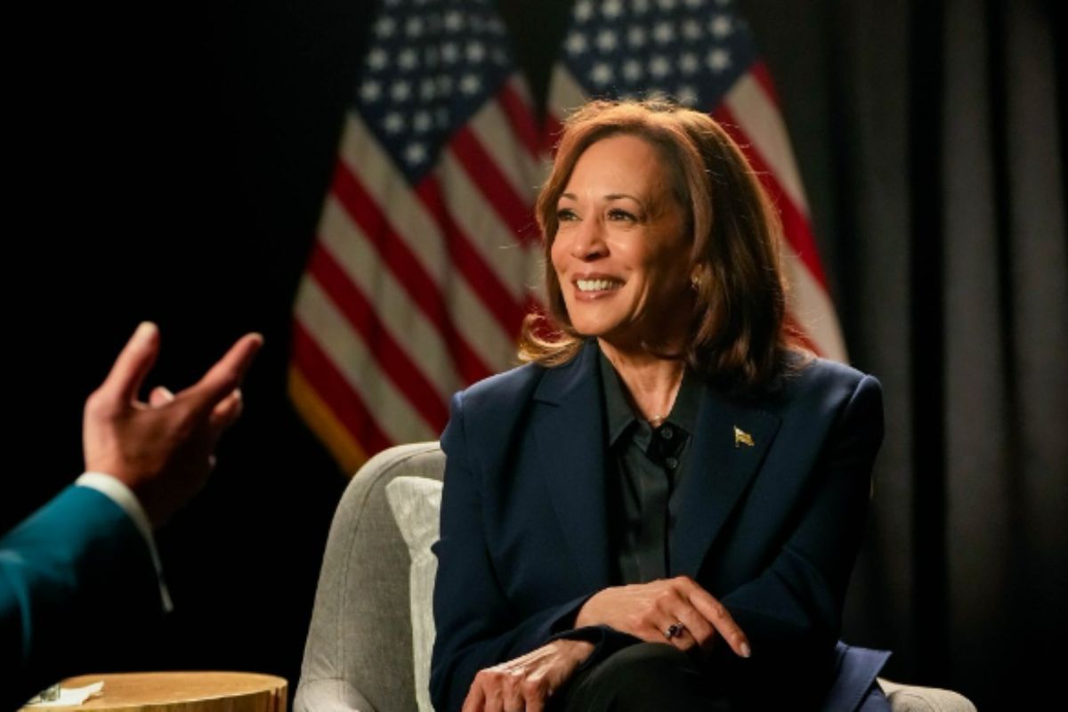 Kamala Harris aponta que salário mínimo federal dos EUA é "salário de pobreza"