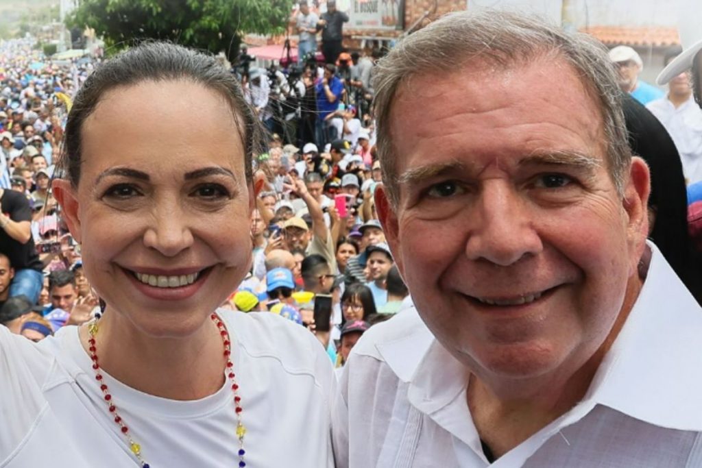 Edmundo González e María Corina Machado ganham prêmio humanitário