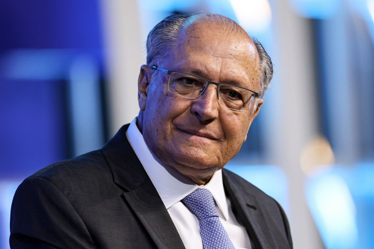 Dólar pode recuar com aprovação de medidas fiscais no Congresso, diz Alckmin