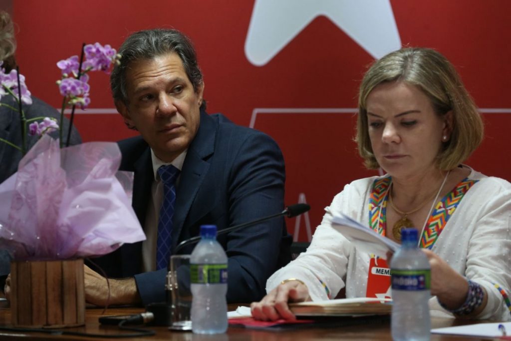 Haddad e Gleisi negociam avanço de pautas econômicas prioritárias nesta terça