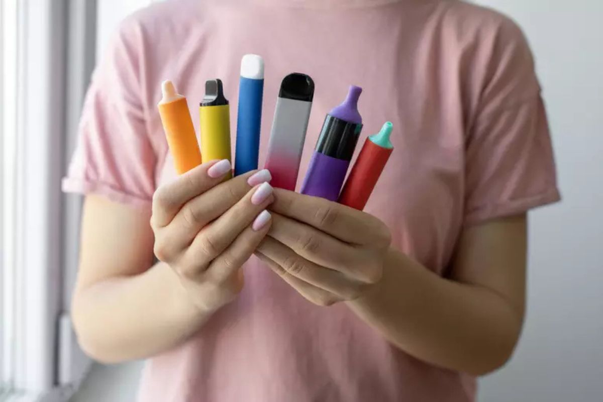 Governo impõe remoção expressa de anúncios de cigarros eletrônicos da internet